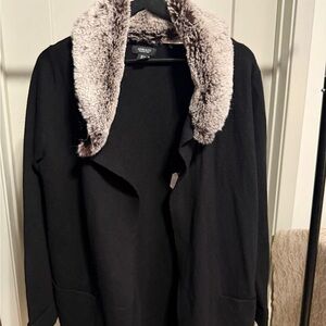 Jones New York Black Teddy Jacket with Faux Fur Collar
